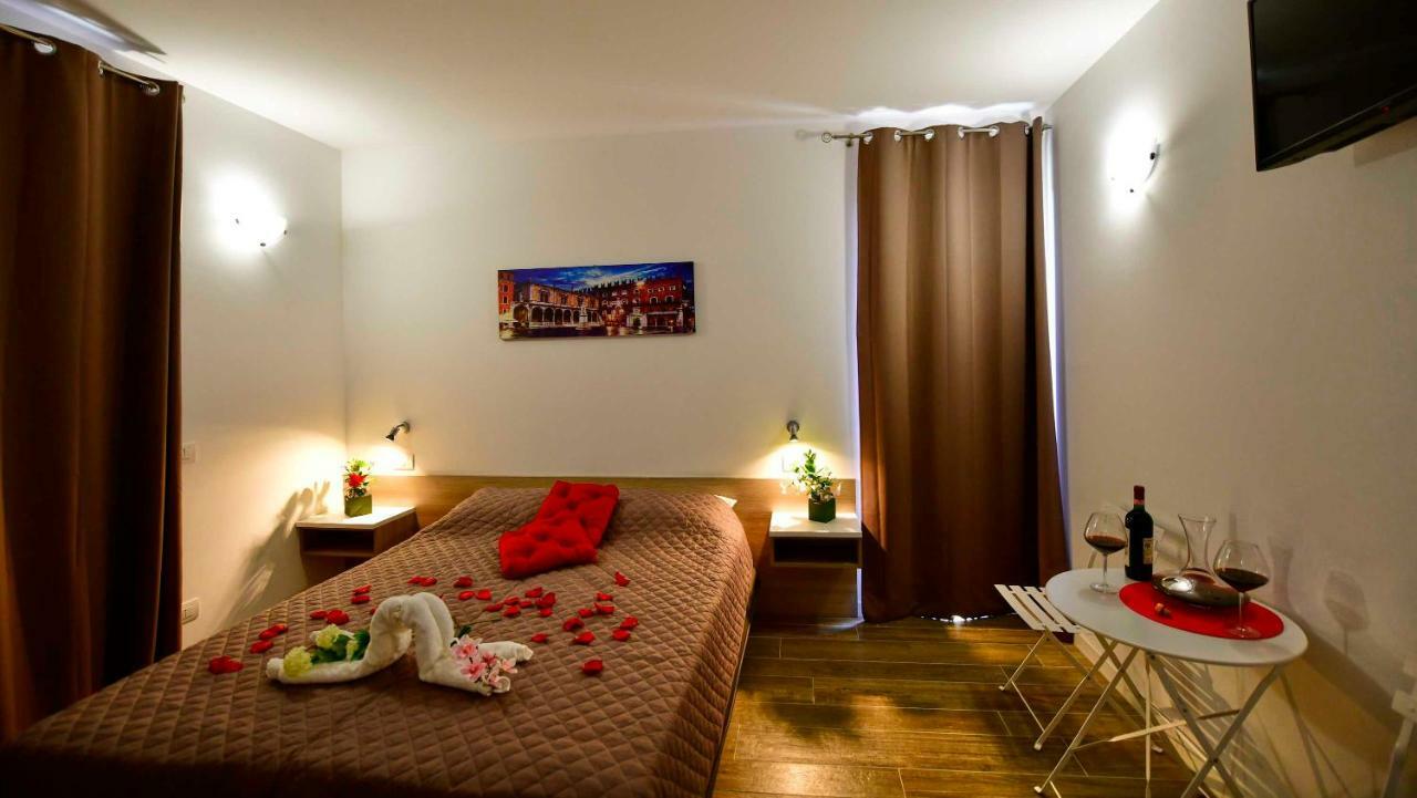 Welcome Traveller Divine Cecile Garda  Ngoại thất bức ảnh