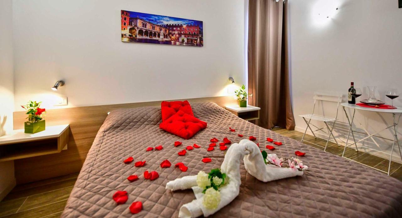 Welcome Traveller Divine Cecile Garda  Ngoại thất bức ảnh